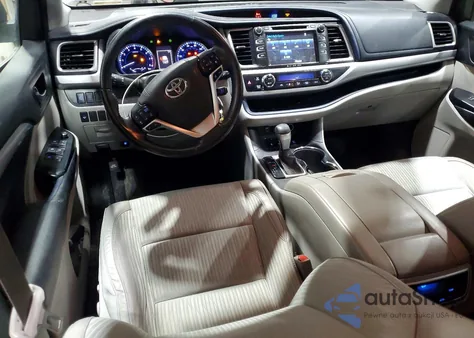 2018 Toyota Highlander Le из США, поврежденный, VIN 5TDBZRFH1JS872458